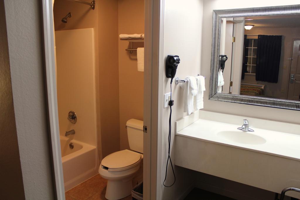 Highland Inn Denham Springs Baton Rouge East Екстер'єр фото