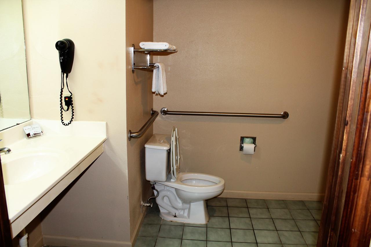Highland Inn Denham Springs Baton Rouge East Екстер'єр фото